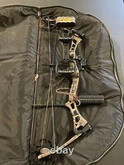 Bear Encounter compound bow Ready To Hunt