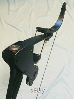 Black Oneida Eagle Bow Right 30-45-65 LB. 28-30 Med Excellent Hunting Fishing