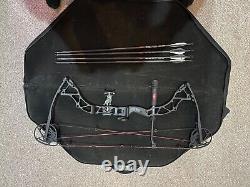 Bowtech Assassin Compound Bow Black 40-60lbs draw. 4 arrows, bag, weight