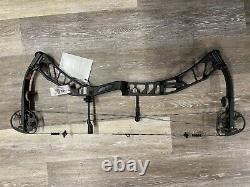 Elite Emerge 23.5 Black Right-Hand 40# to 50# Compound Hunting Bow