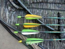 Hoyt 35-50 lbs. 26 RH Right Handed Compound Bow Hunting Archery Youth Womens