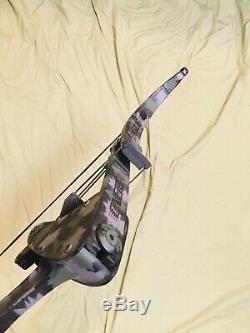 Mint Oneida Screaming Eagle Bow Fishing Hunting Right Long Draw 25-50-70