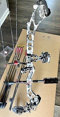 PSE Bow Madness XL 40-70# 25-30 3D Set Up Sight drop Rest arrows loaded lot