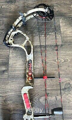 PSE DNA SP Compound Bow 24.5-30 60-70# 345 FPS Great Condition